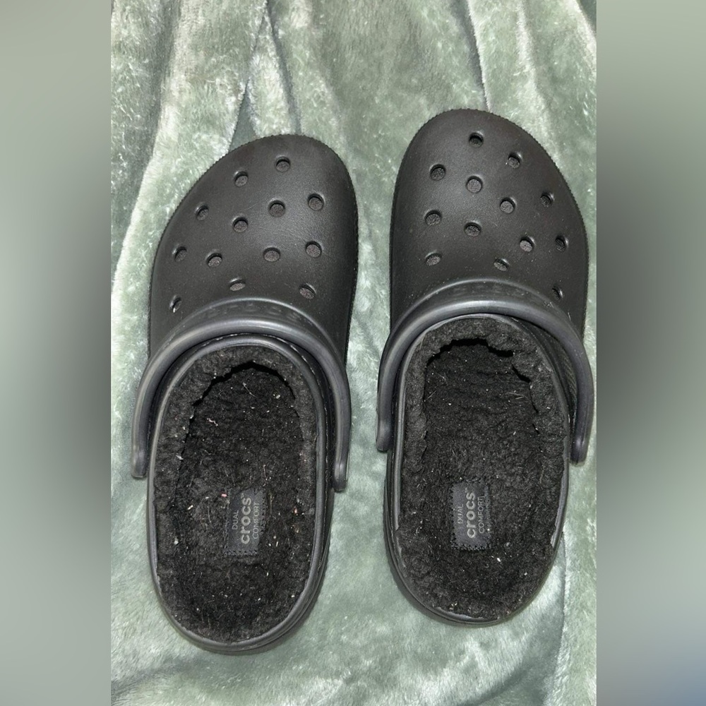 Black fuzzy crocs